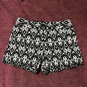 Daniel Cremieux Black and White High Waist Women's Shorts